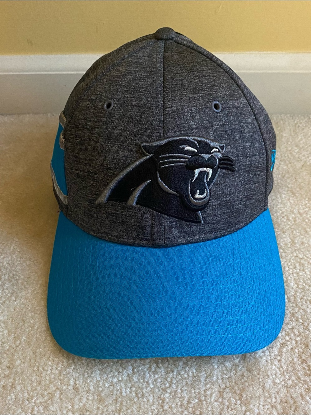 New Era 39Thirty NFL Carolina Panthers Team Banded Fitted Hat Cap Mens Size L/XL